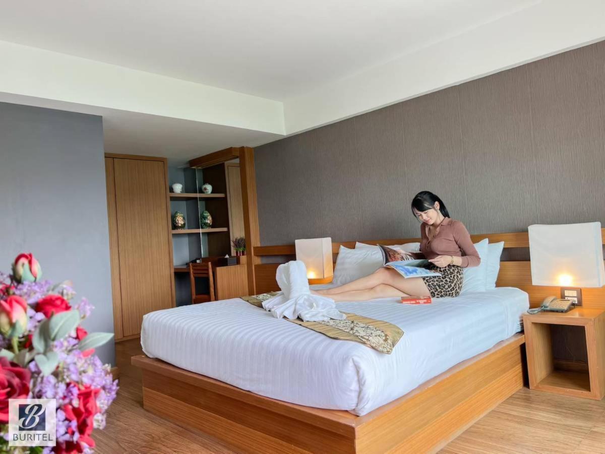 Buritel Hotel Buriram Ngoại thất bức ảnh