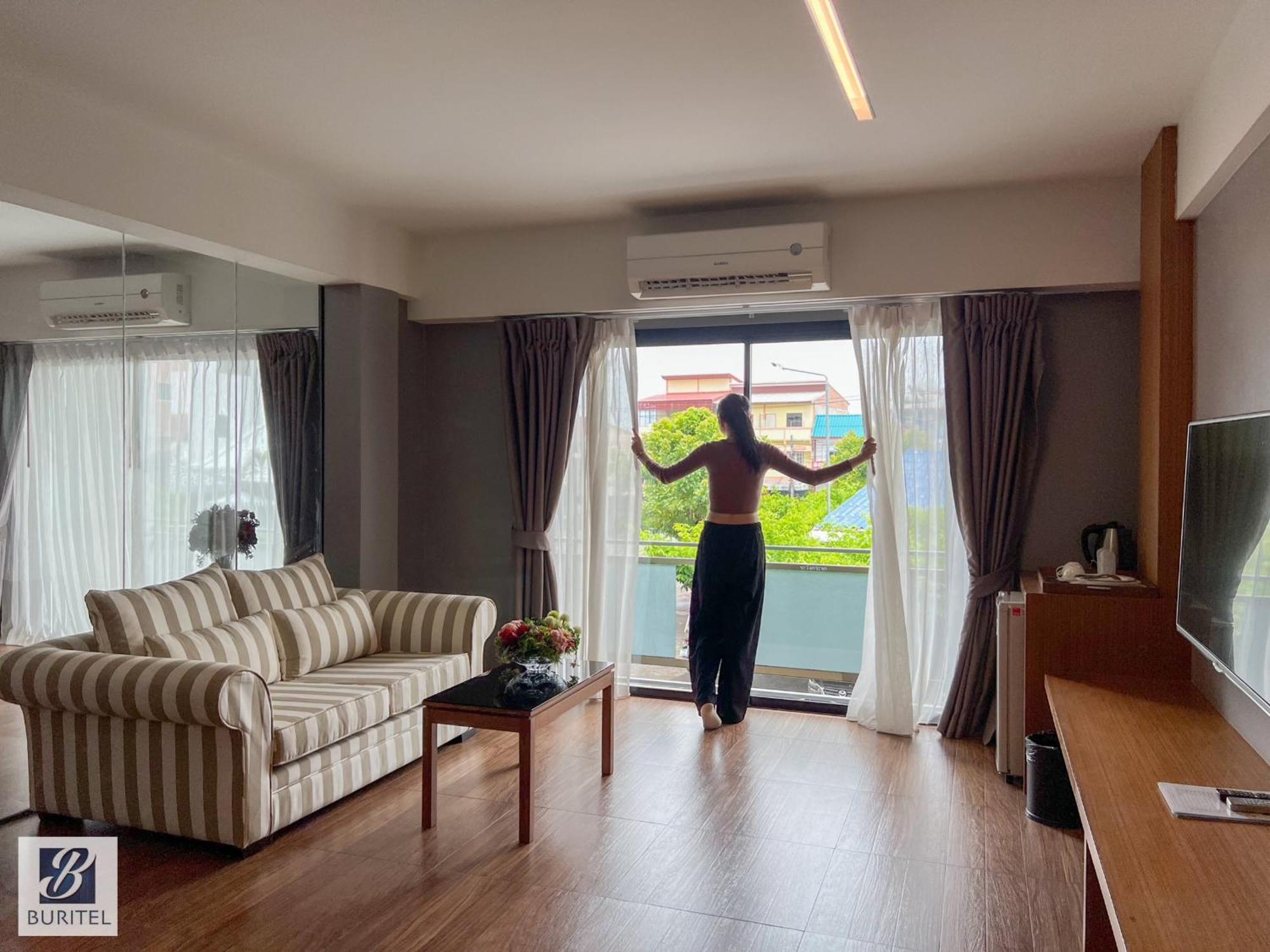 Buritel Hotel Buriram Ngoại thất bức ảnh