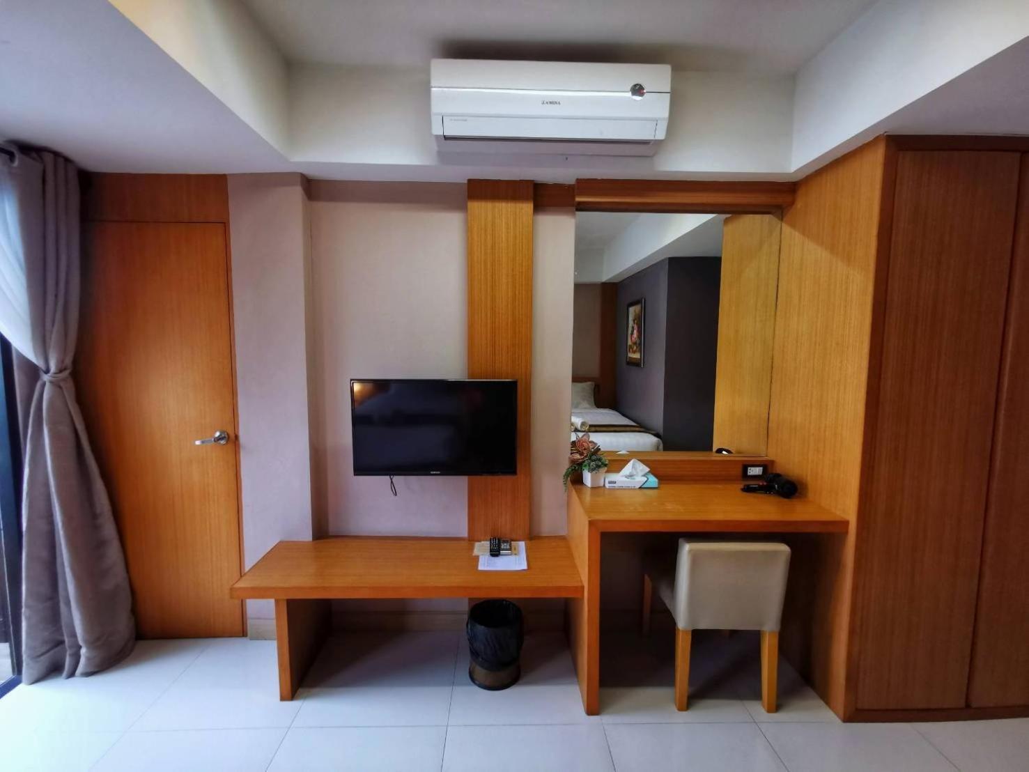 Buritel Hotel Buriram Phòng bức ảnh